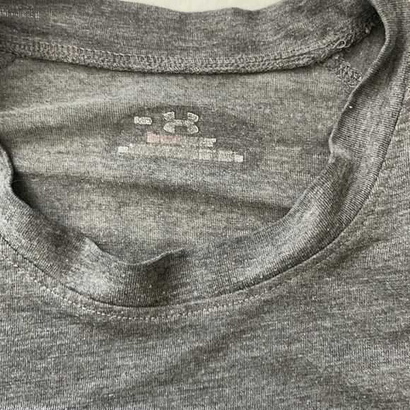 Men’s Under Armour Tee (M) - Picture 3 of 7